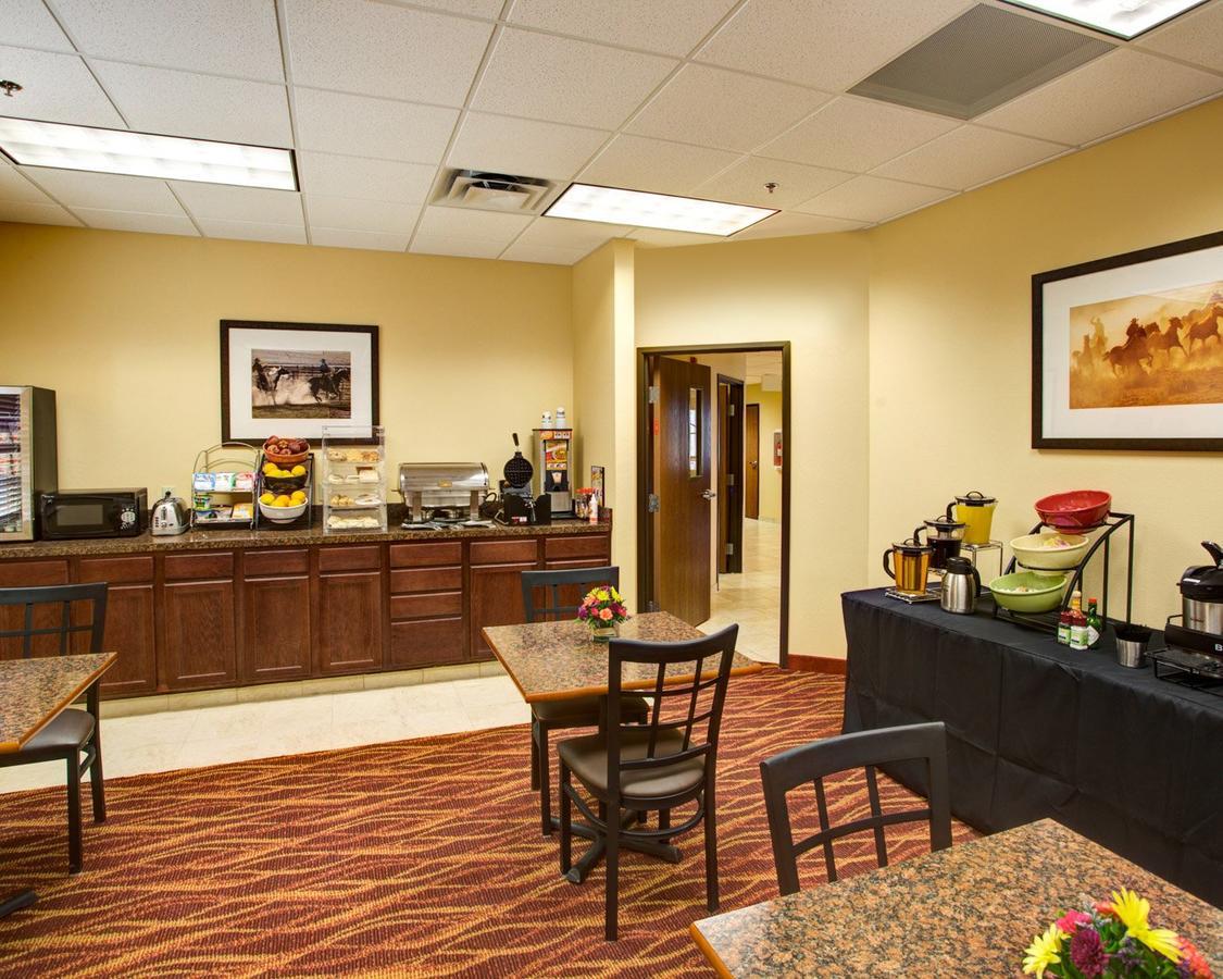 Rodeway Inn & Suites Phillipsburg Exteriör bild